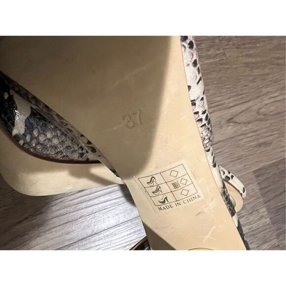 Femme LA Python Mule Print Heel Shoes Size 37 US 7 - Picture 7 of 7